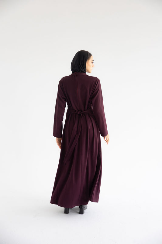 Satr Dress in Plum (سَّتر)