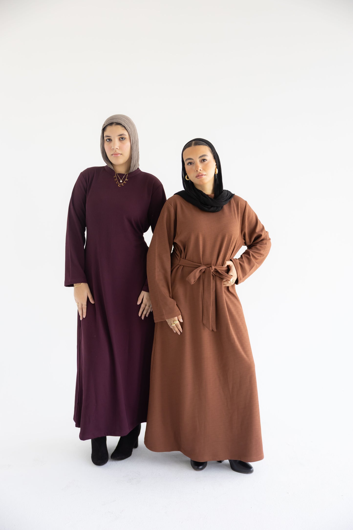 Satr Dress in Plum (سَّتر)