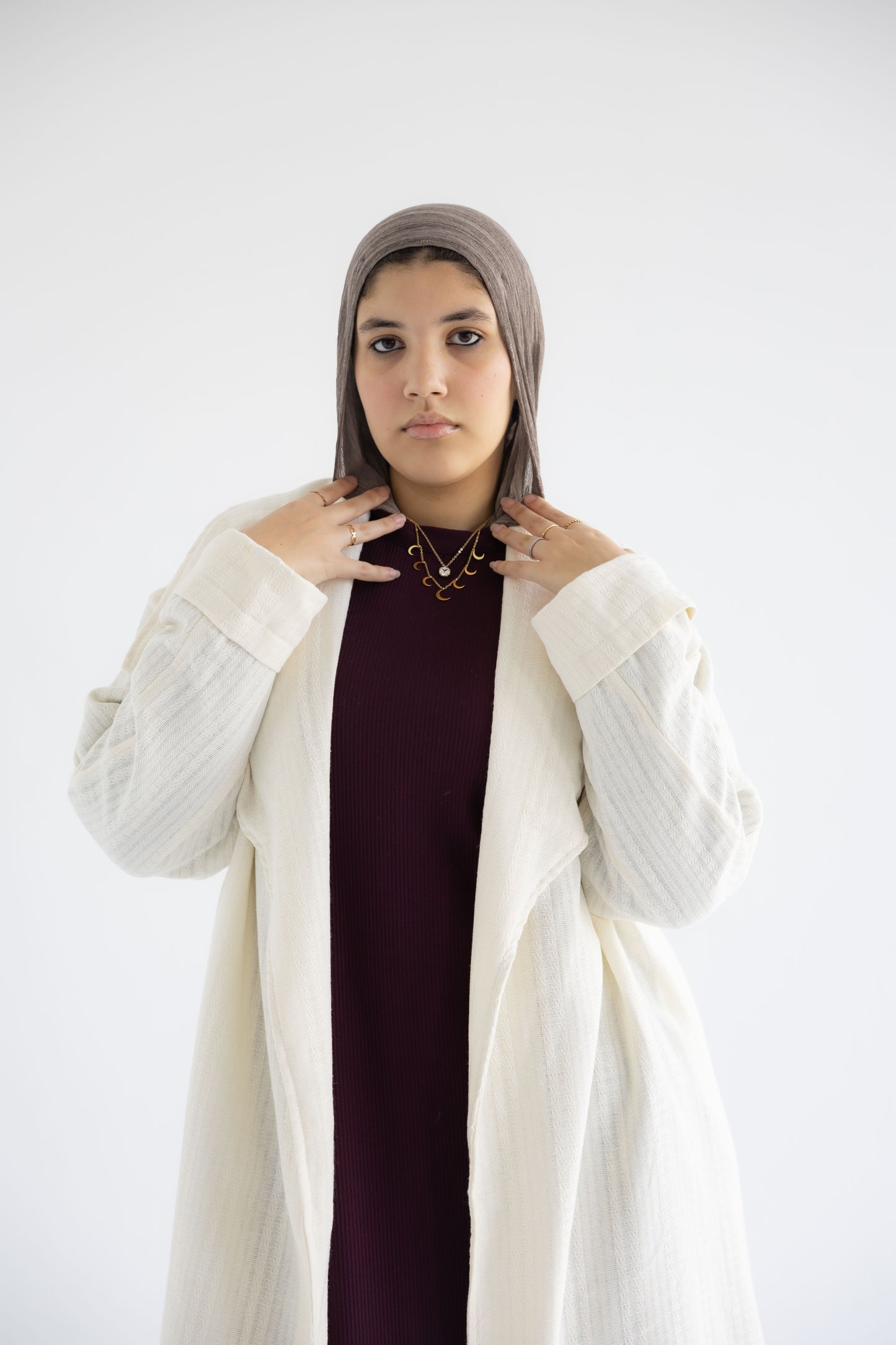 Defa' Drape Cardigan in Ivory (دِفْء)