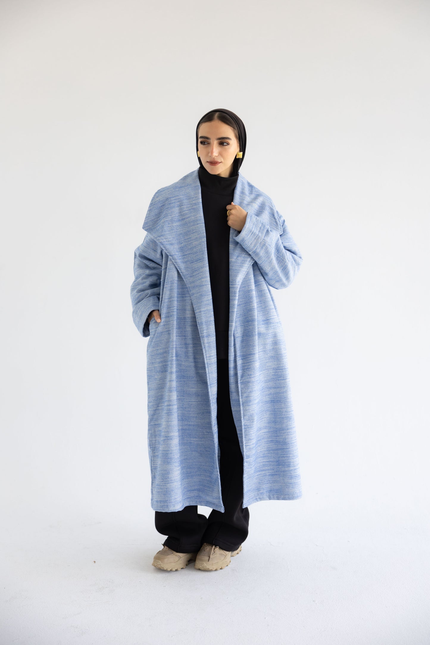 Defa' Drape Cardigan in Azure (دِفْء)